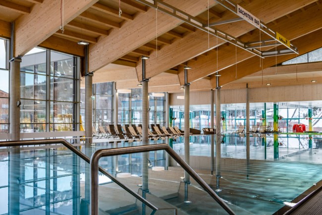 Badespaß im Dachstein Bad