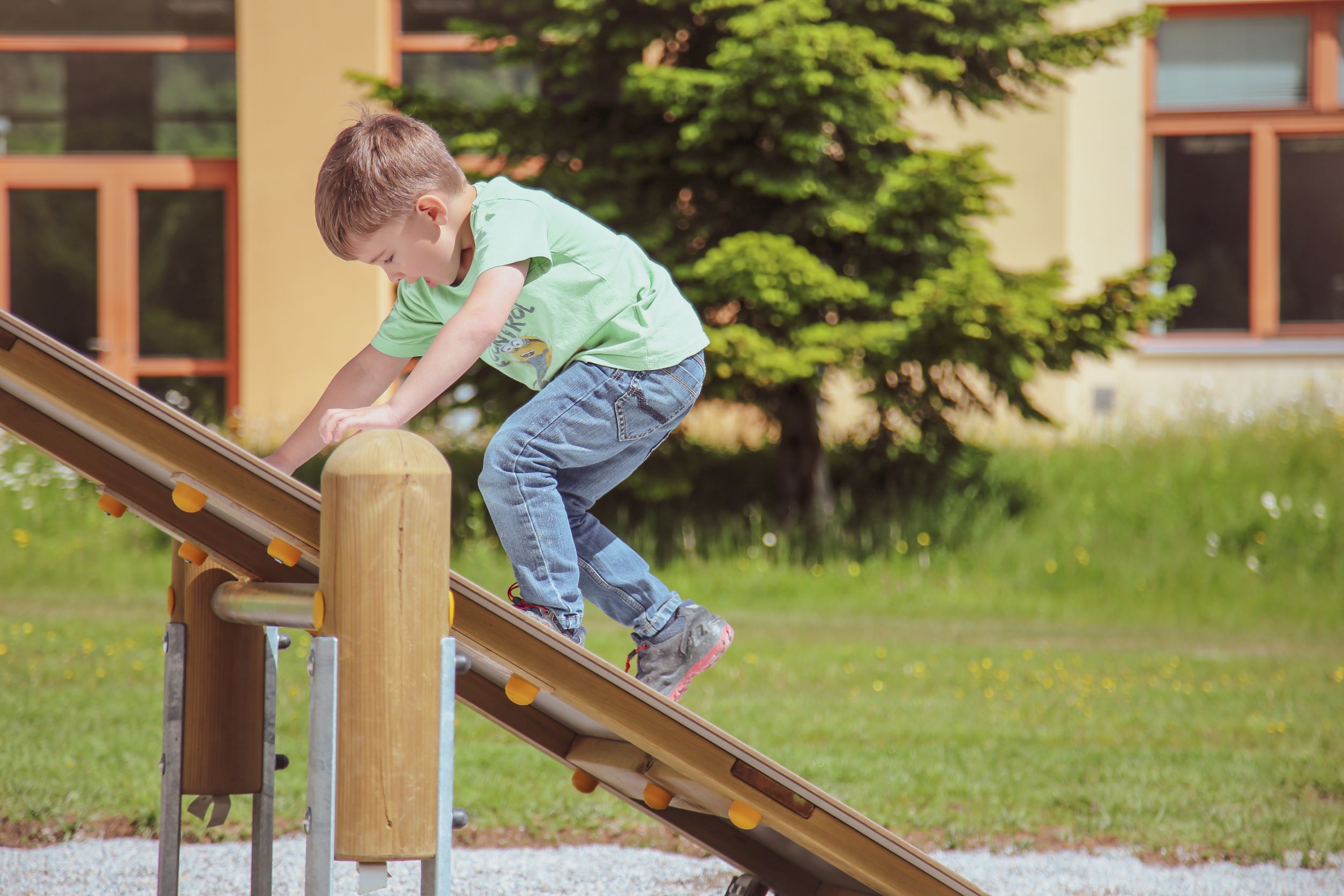 Balance Board auf Kalis Spielplatz
